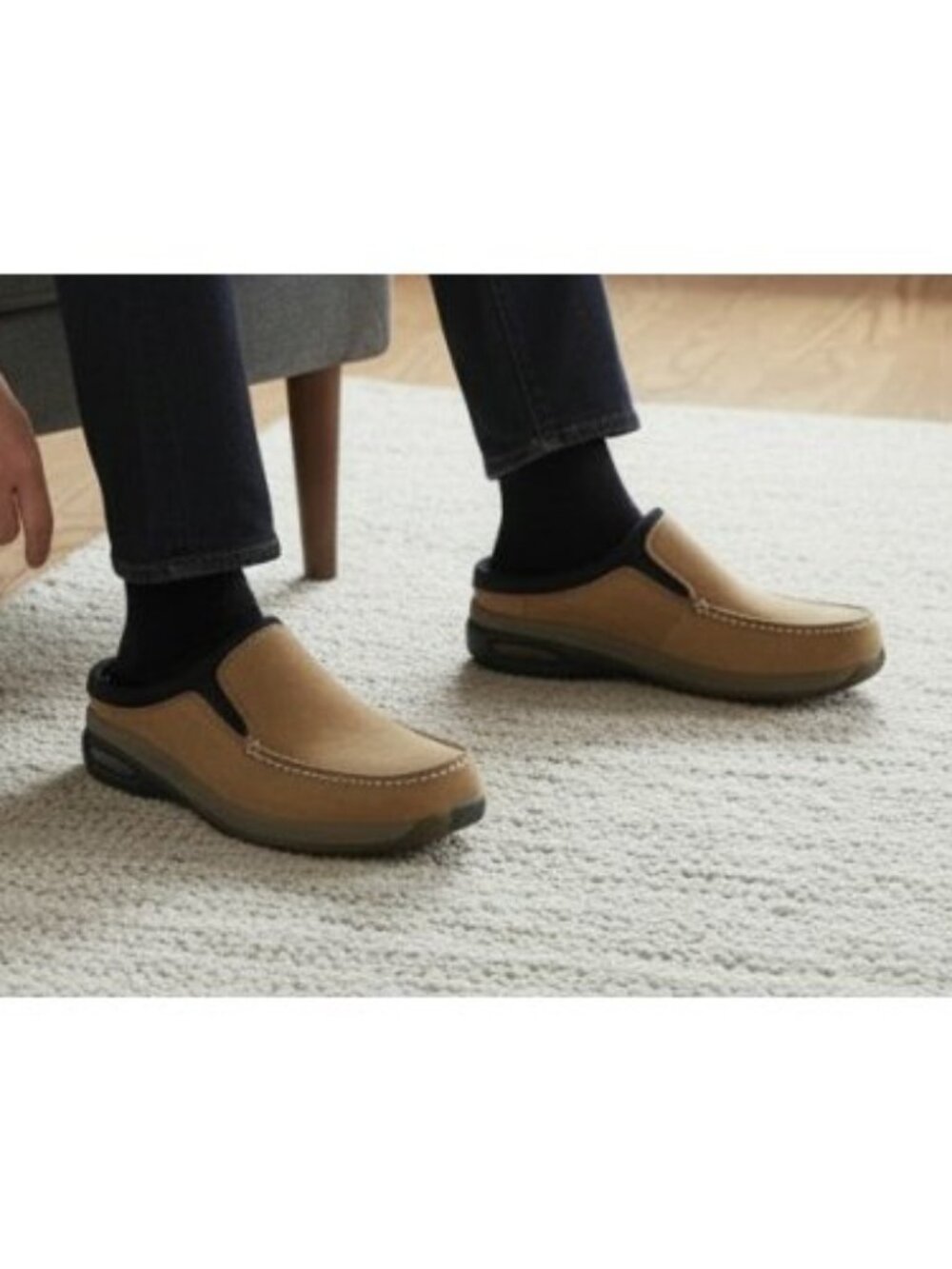 ST JOHNS BAY Tan Suede Loafer Clogs Ladies Size 8